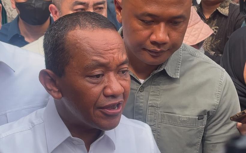 Menteri Energi dan Sumber Daya Mineral (ESDM) Bahlil Lahadalia meminta maaf atas meninggalnya seorang warga akibat mengantre LPG 3 kg atau gas melon. <b>(Ntvnews.id-Muslimin Trisyuliono)</b>