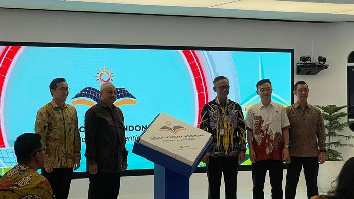 Xurya Daya Indonesia, Huawei Indonesia, dan JJ-LAPP Cable Indonesia kembali menghadirkan Solar Academy Indonesia 2025 untuk meningkatkan keterampilan SDM di bidang Pembangkit Listrik Tenaga Surya (PLTS). 
