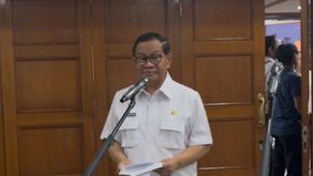 Gubernur DKI Jakarta, Pramono Anung memastikan bahwa keputusan terkait penyesuaian tarif TransJakarta akan segera difinalisasi dalam waktu dekat.