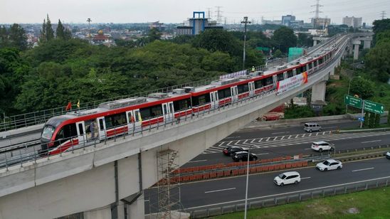 Operasional LRT Jabodebek Diperpanjang pada Malam Tahun Baru, Ini Jadwalnya