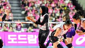 Red Sparks sempat tertinggal 0-2 dari Pink Spiders.