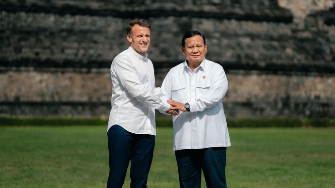 Presiden Prancis Emmanuel Macron dan Presiden RI Prabowo Subianto