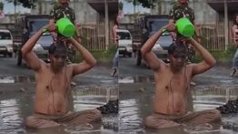 Viral Kades Bonder Lombok Tengah Protes Jalan Rusak dengan Mandi Lumpur
