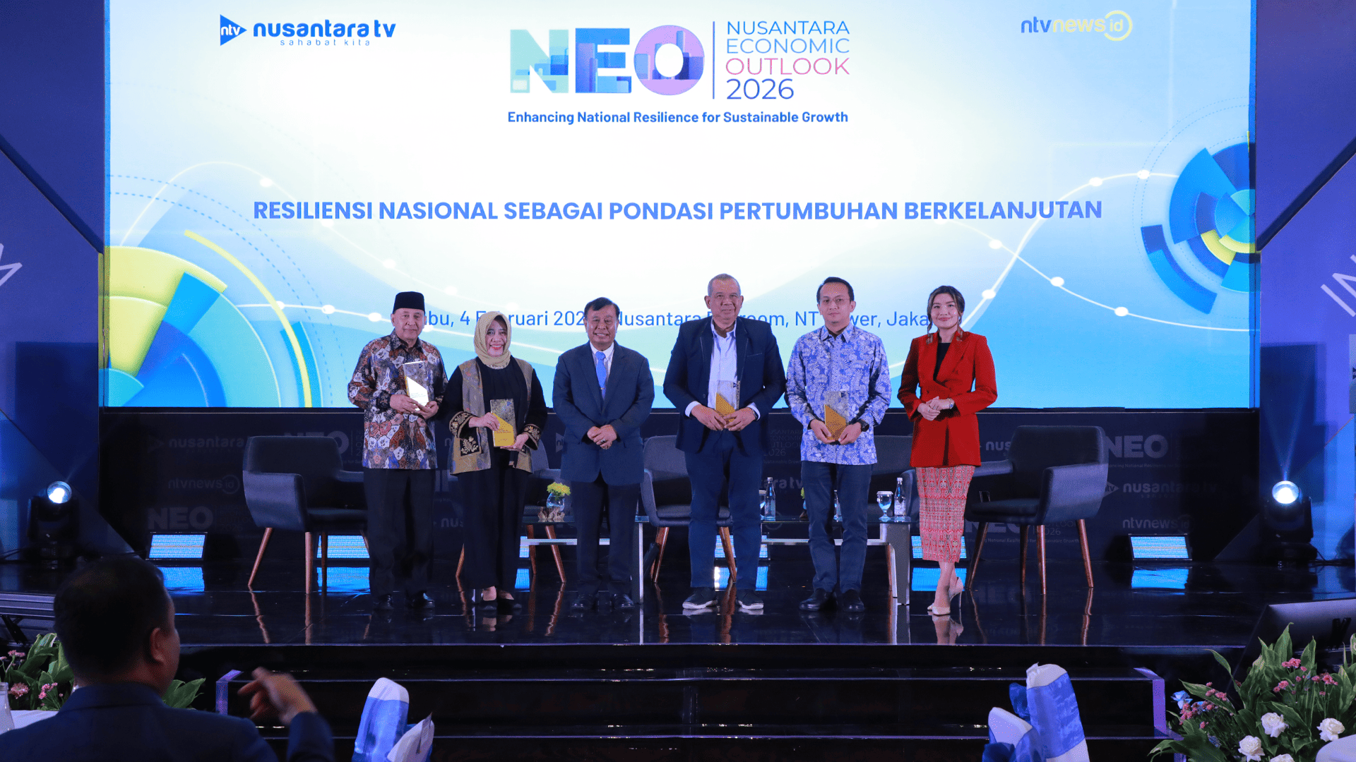 Momen NEO 2026