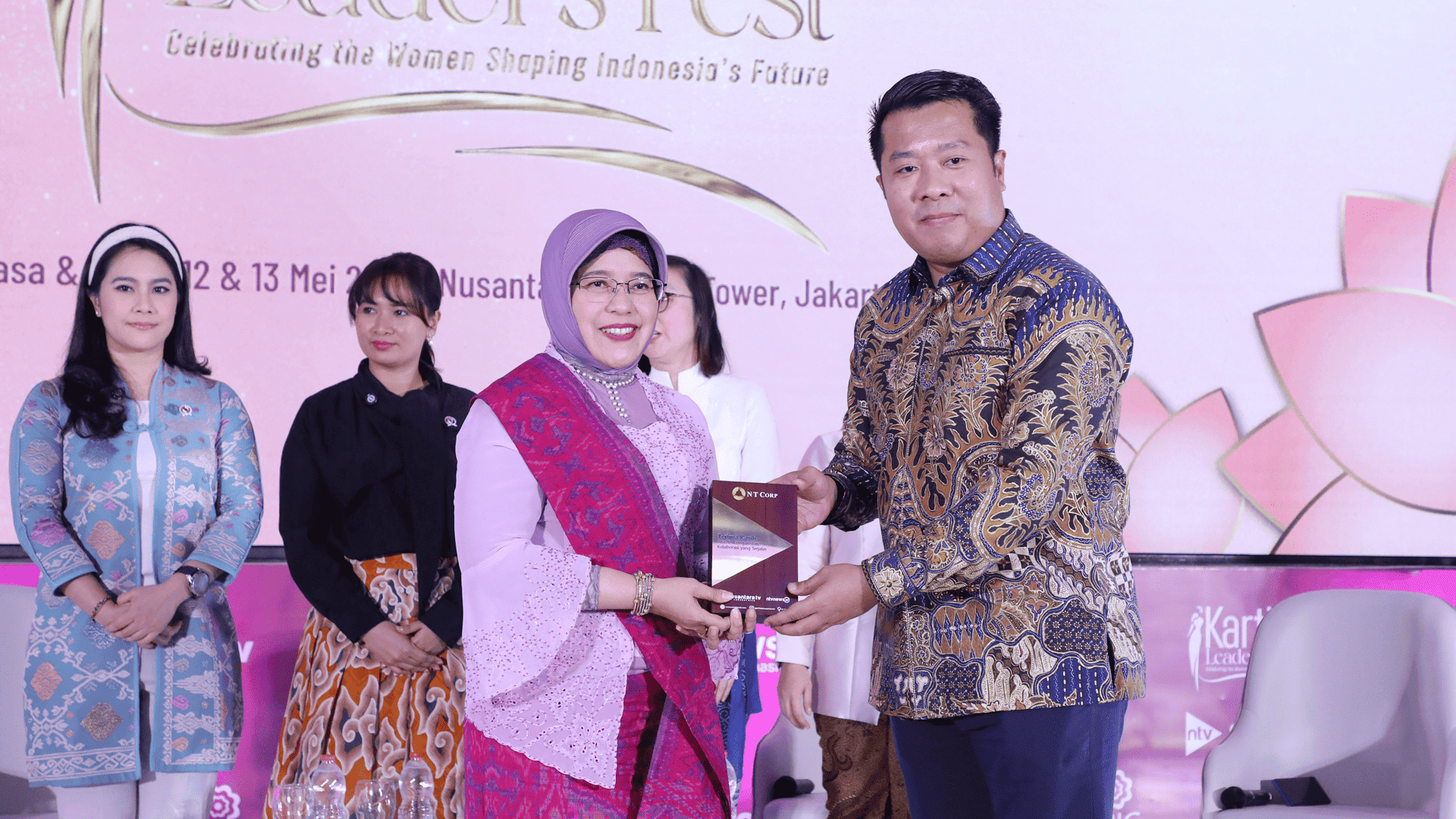 FOTO PILIHAN KARTINI LEADER FEST 2026