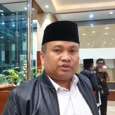 SUGIAT SANTOSO